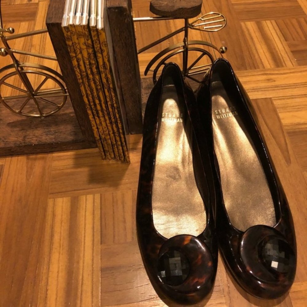 Stuart Weitzman Tortoise Shell Patent Leather Shoe - image 1